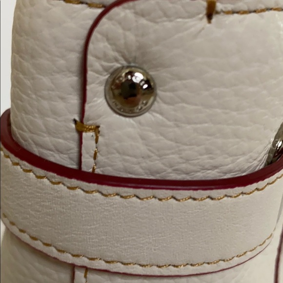 Coach Butterfly Appliqué Chalk Mini Blake Carryall - Picture 8 of 15